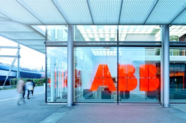 ABB, Robotik Bölümünü SoftBank’a Devrederek Odak Alanlarını Güçlendiriyor