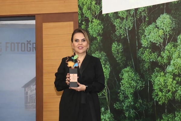 Burpol, Başarısını Ödülle Taçlandırdı