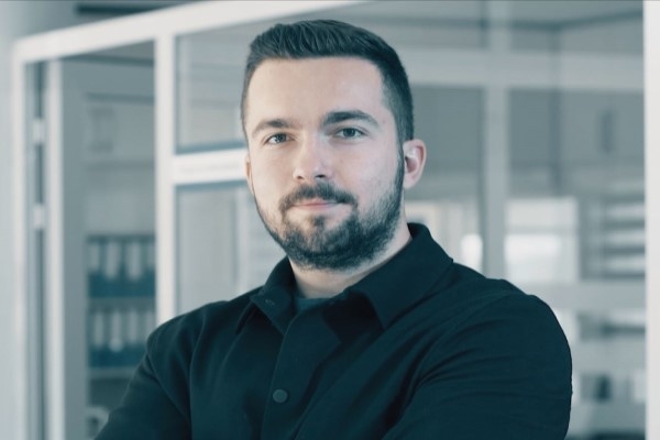 Esray, 2025 Yılında Güçlü Bir Büyüme Gerçekleştirdi