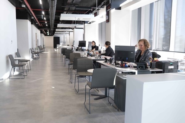 ETO’nun Yeni Hizmet Binasında İlk İşlem Yapıldı