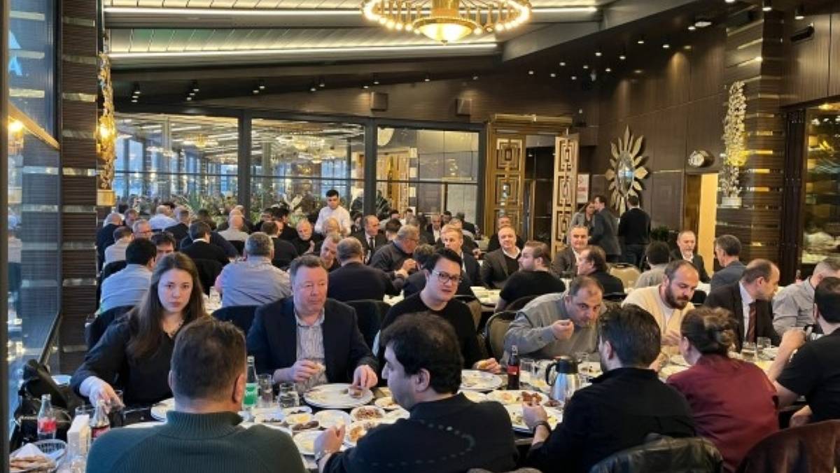 BESİAD Üyeleri Geleneksel İftar Yemeğinde Bir Araya Geldi
