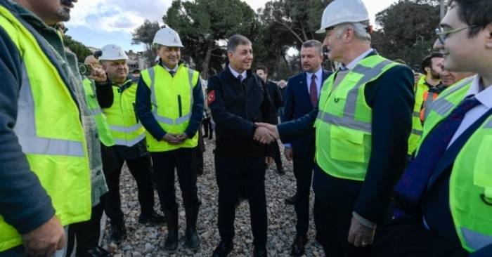 İzmir’in Dev Projesinde Tünel Kazıları Sona Erdi