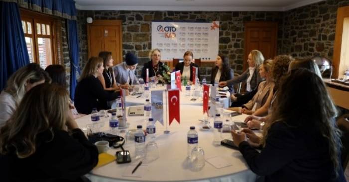 Otomotivde Kadın Derneği OTOKAD Faaliyete Geçti