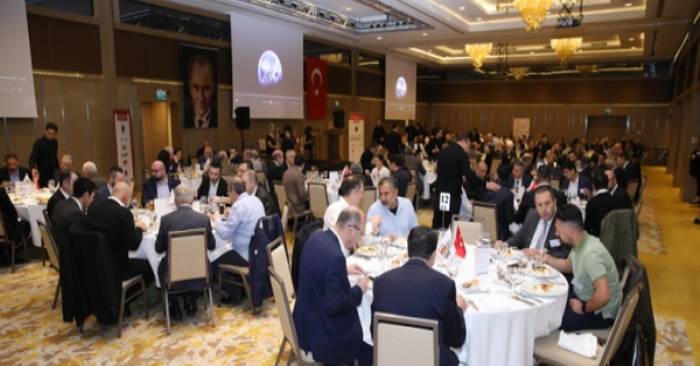 TÜDÖKSAD Yıl Sonu Üye Yemeği Yoğun Katılımla Gerçekleşti