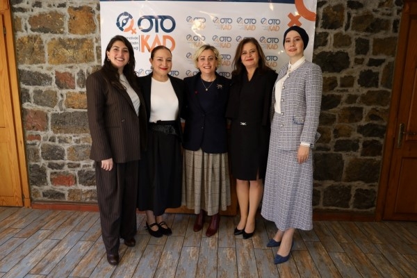 Otomotivde Kadın Derneği OTOKAD Faaliyete Geçti