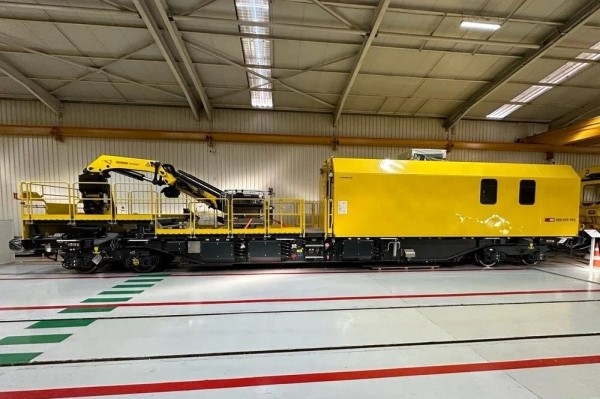 ÖZBİR A.Ş. Raylı Sistemlerde Bir Yolculuğun Başarı Hikâyesi