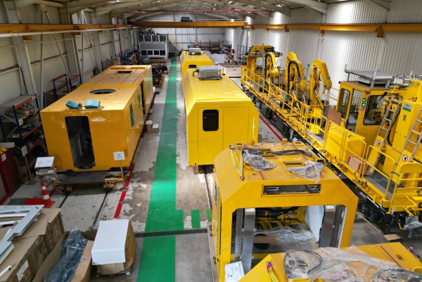 ÖZBİR A.Ş. Raylı Sistemlerde Bir Yolculuğun Başarı Hikâyesi