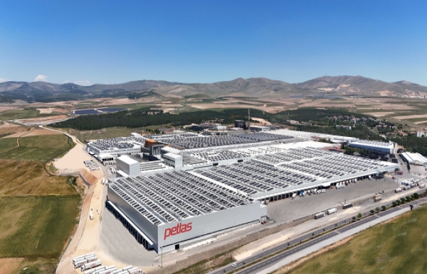 Petlas Bir İlki Daha Gerçekleştirdi, Türkiye’nin İlk Yerli Terminal Çekici Lastiğini Üretti!