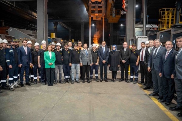 Sanayi ve Teknoloji Bakanı Mehmet Fatih Kacır Kutes Fabrikasını Ziyaret Etti
