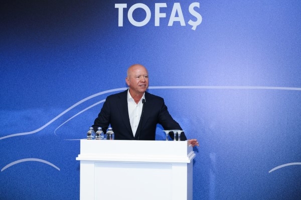 Stellantis ve Koç Holding Üst Yönetimi Tofaş Fabrikası’nı Ziyaret Etti