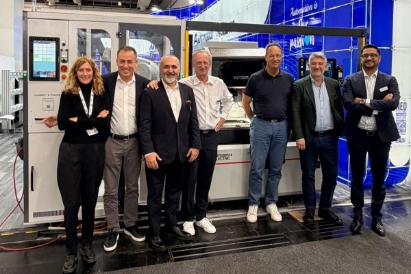 Tezmaksan CubeBOX™ ile EMO Hannover 2025’te Sanayinin Geleceğini Şekillendirdi