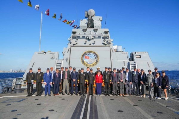 Türkiye, Küresel Savunma ve Teknoloji İş Birliğinde Stratejik Merkez Konumunu Güçlendiriyor