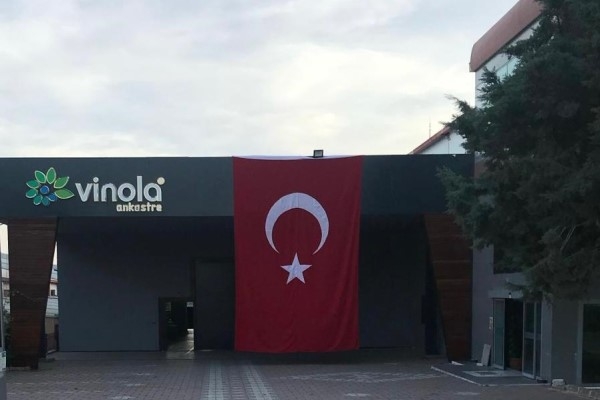 Vinola, Ankastre Ocak, Fırın ve Davlumbaz Üretimi Yapıyor